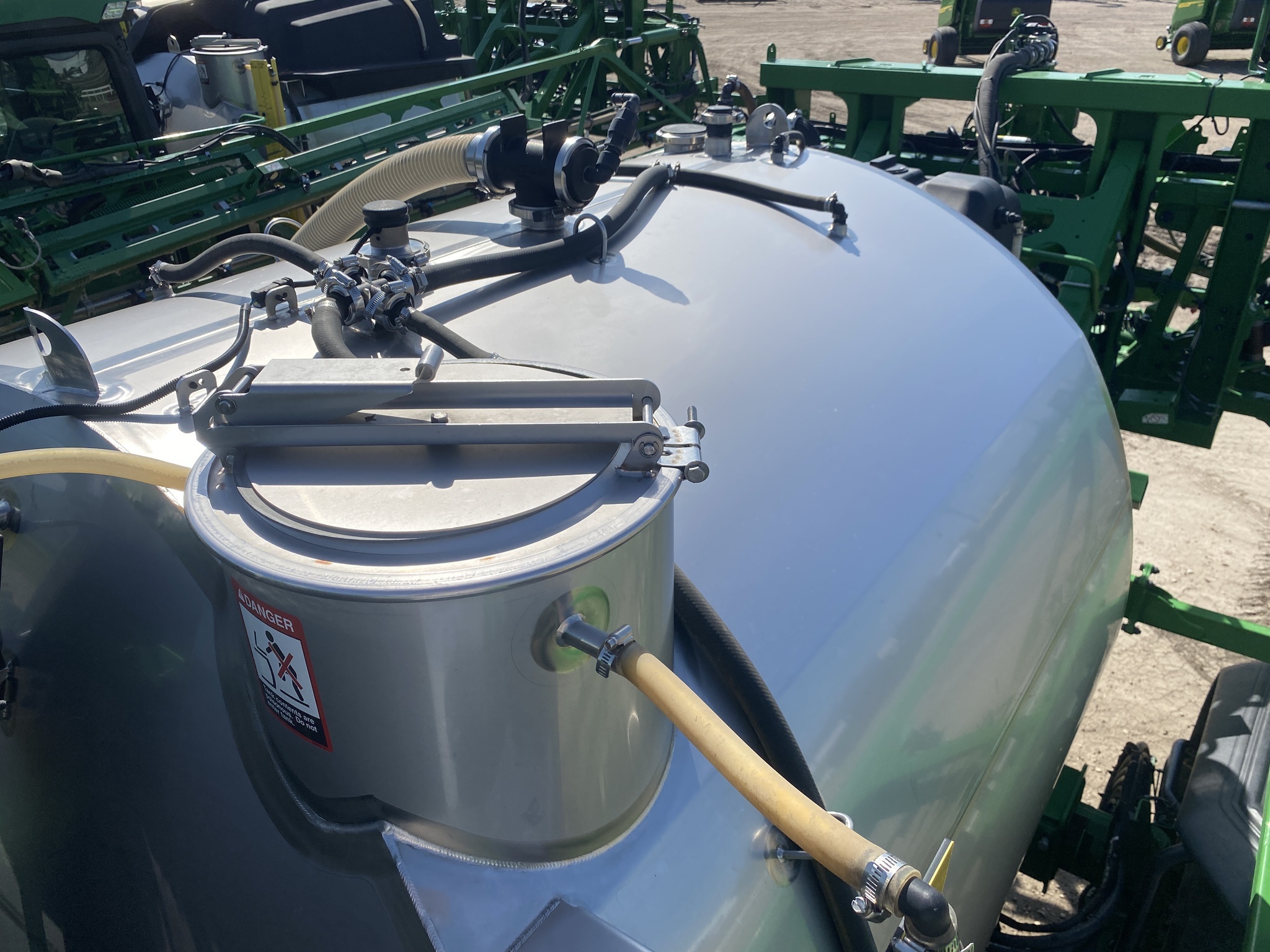 2023 John Deere 616R Self-Propelled Sprayer