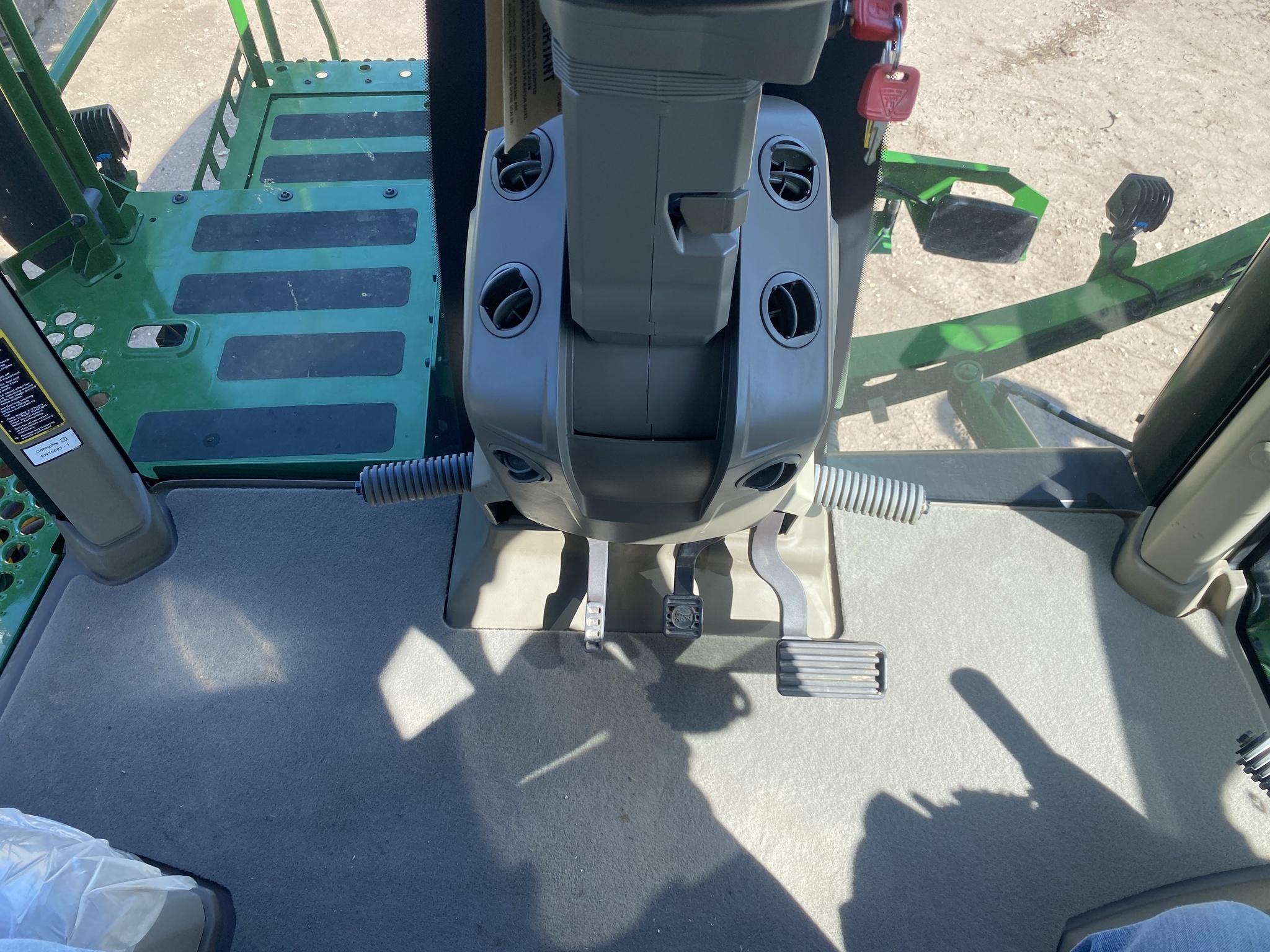 2023 John Deere 616R Self-Propelled Sprayer