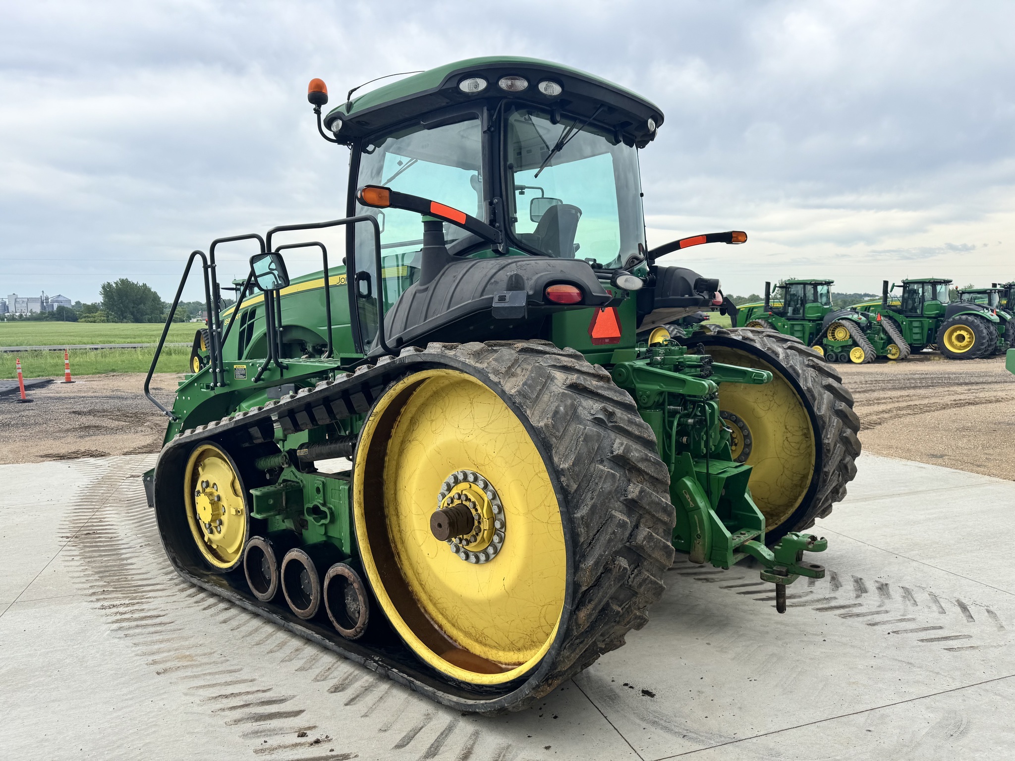 2011 John Deere 8360RT Tractor