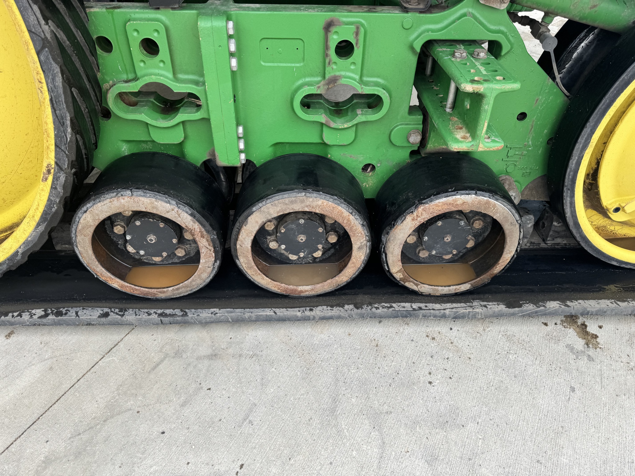 2011 John Deere 8360RT Tractor