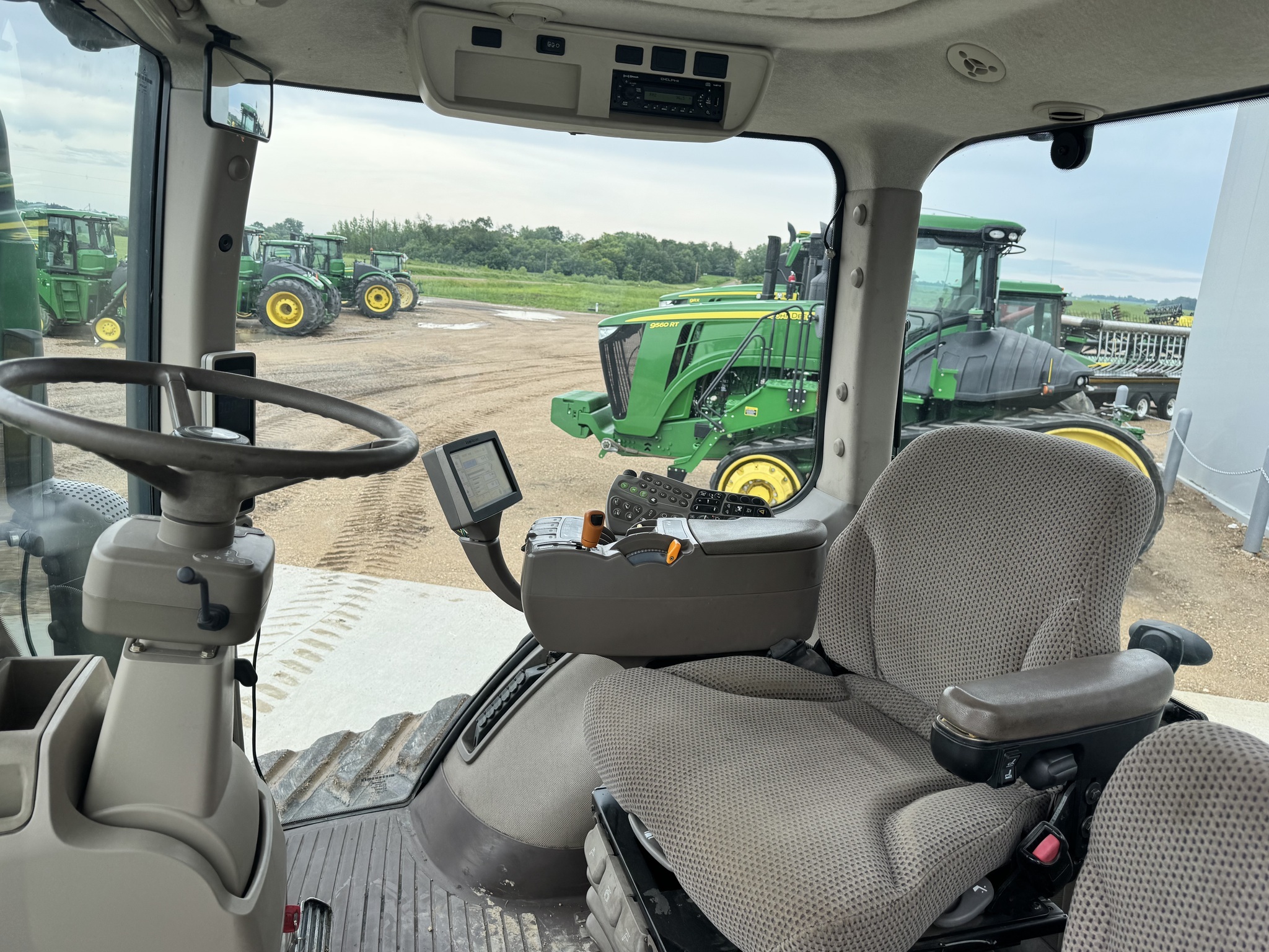 2011 John Deere 8360RT Tractor