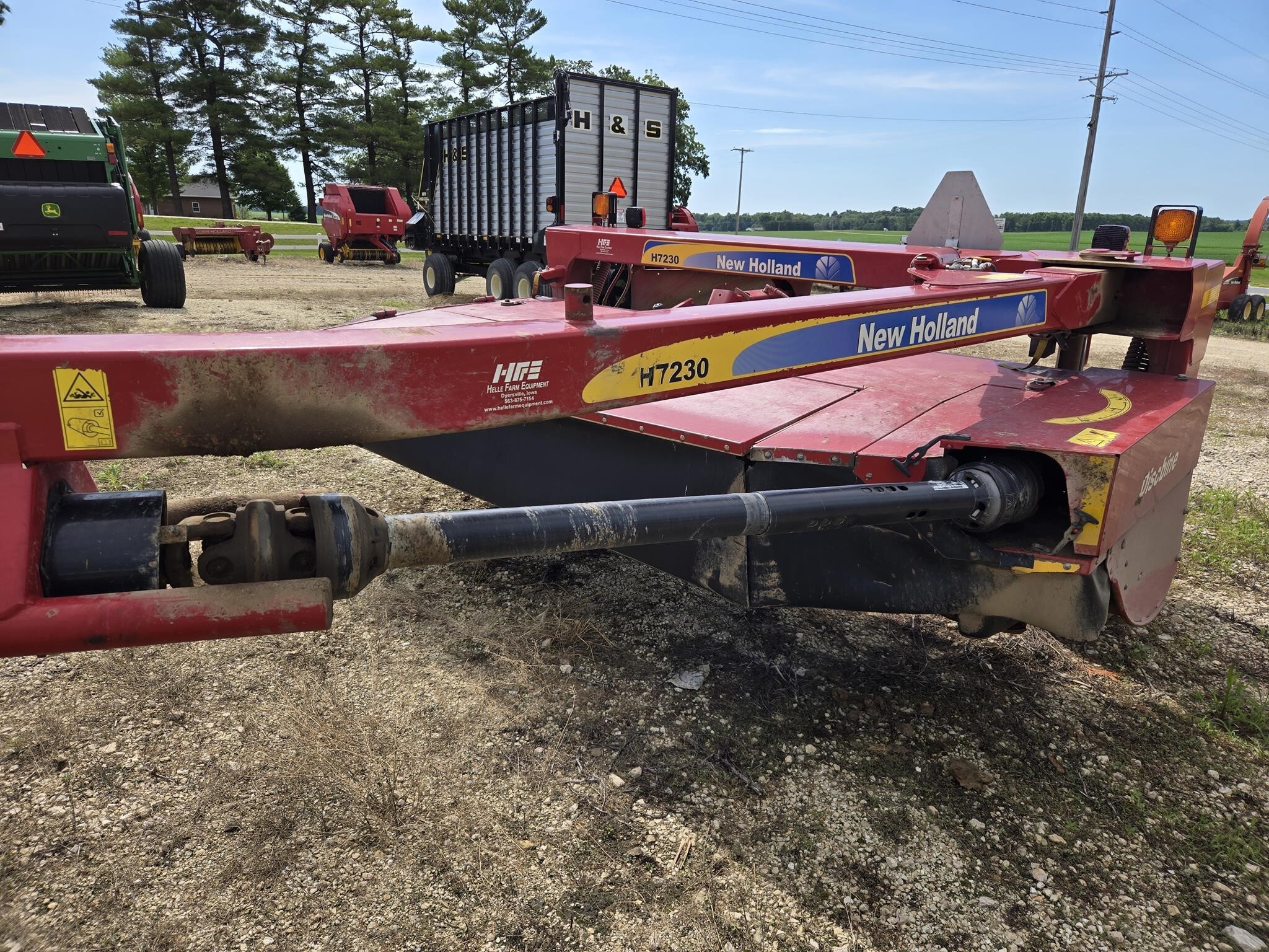 2016 New Holland H7230 Mower Conditioner