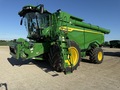 2024 John Deere X9 1100 Combine