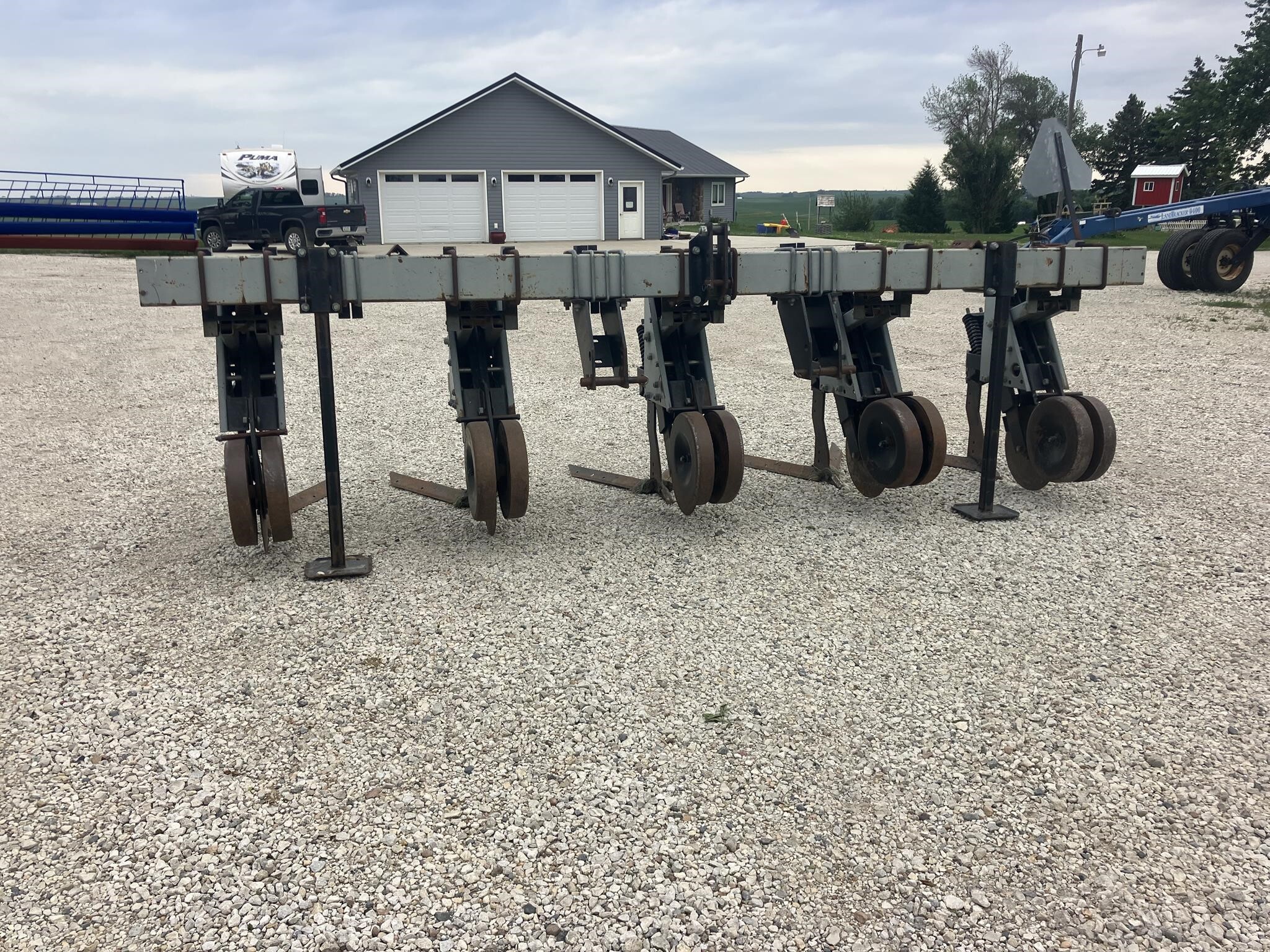  Hiniker 5000 Cultivator