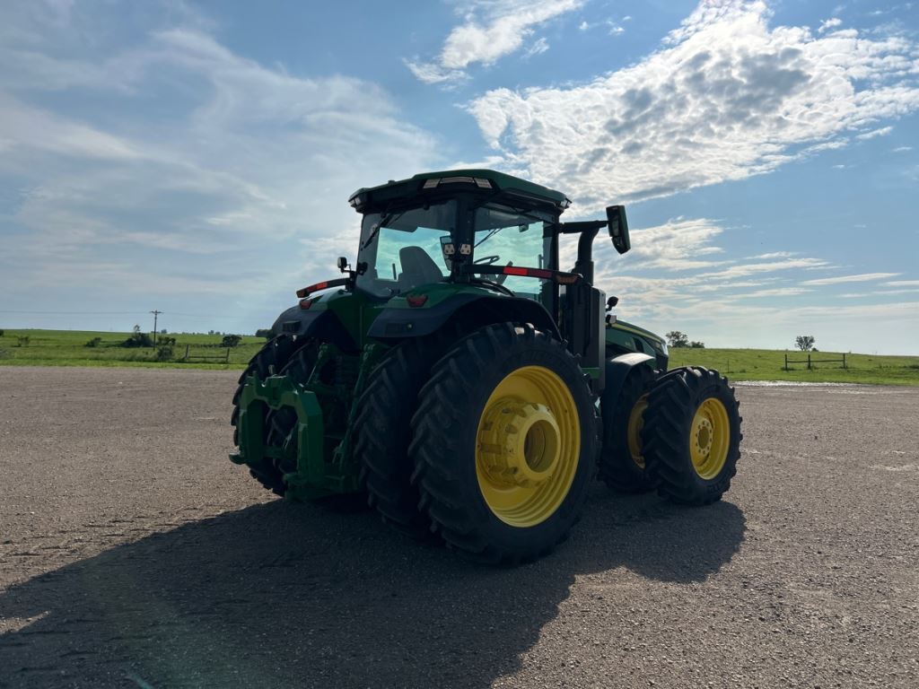 2023 John Deere 8R 410 Tractor