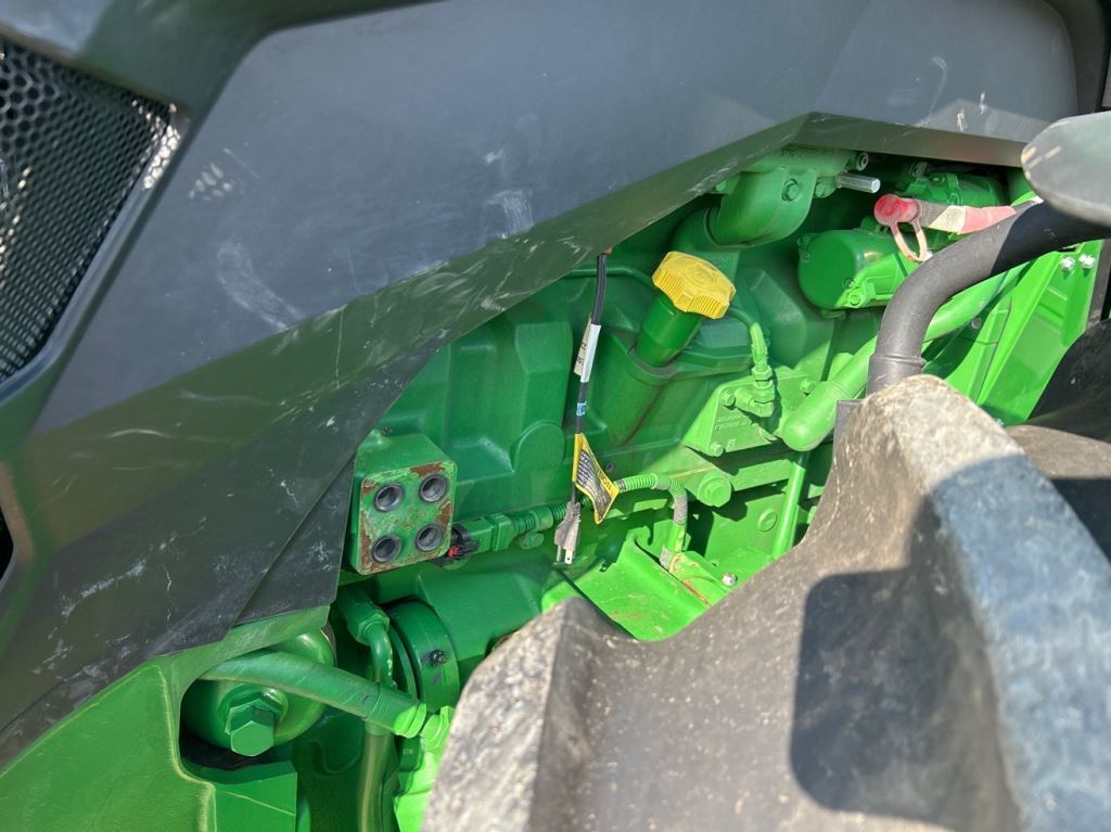 2023 John Deere 8R 410 Tractor