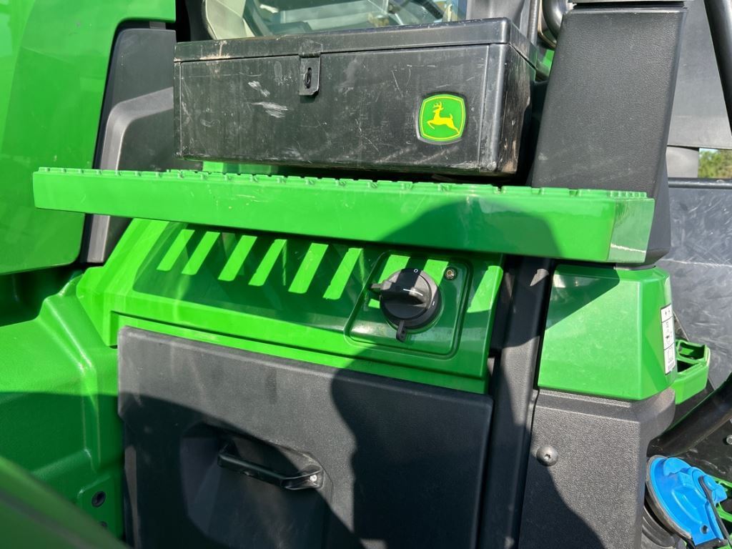 2023 John Deere 8R 410 Tractor
