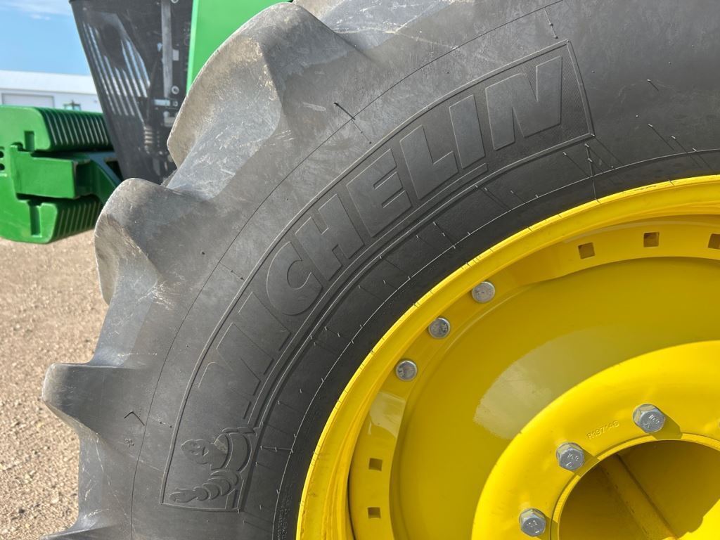 2023 John Deere 8R 410 Tractor