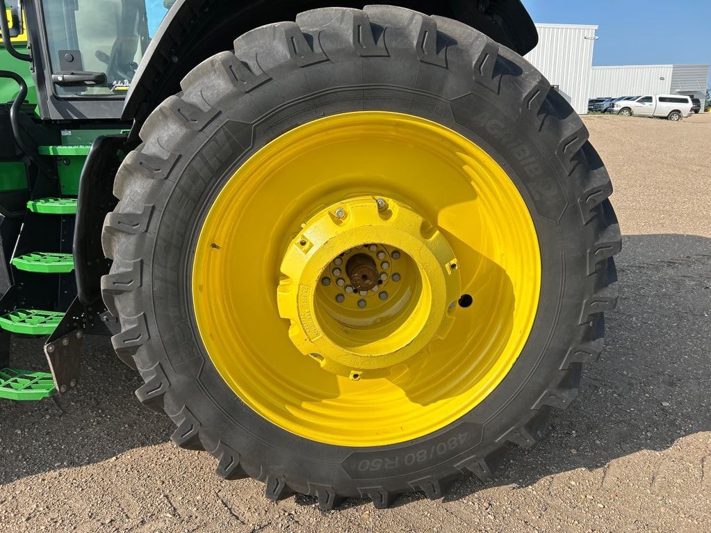 2023 John Deere 8R 410 Tractor