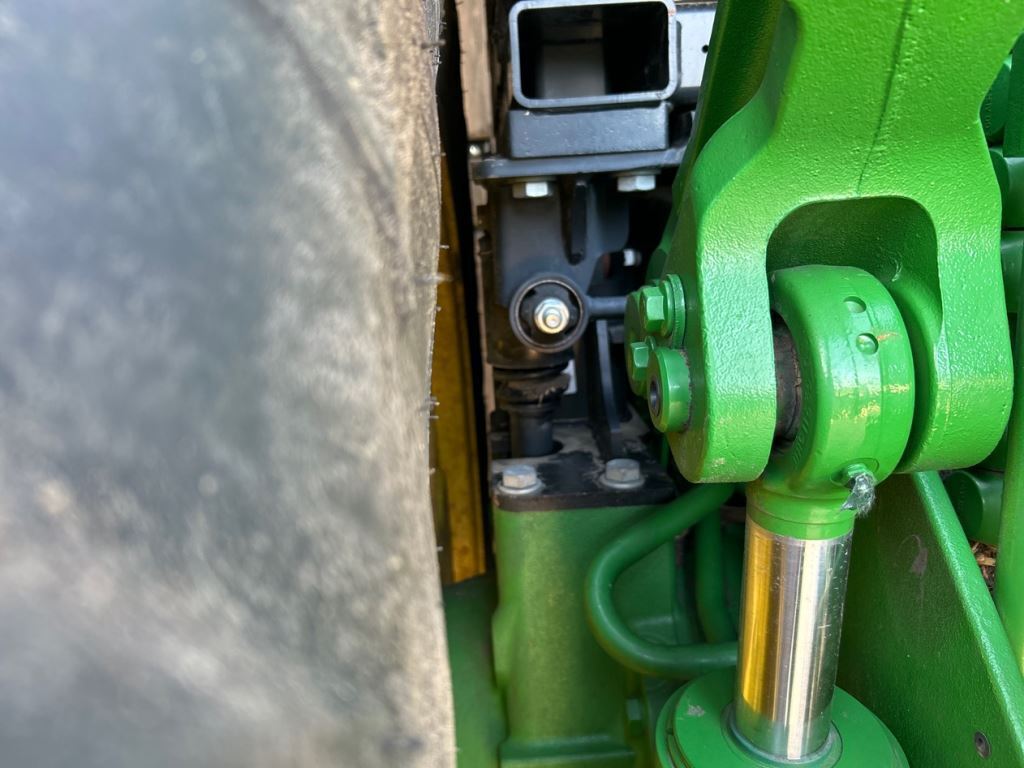 2023 John Deere 8R 410 Tractor