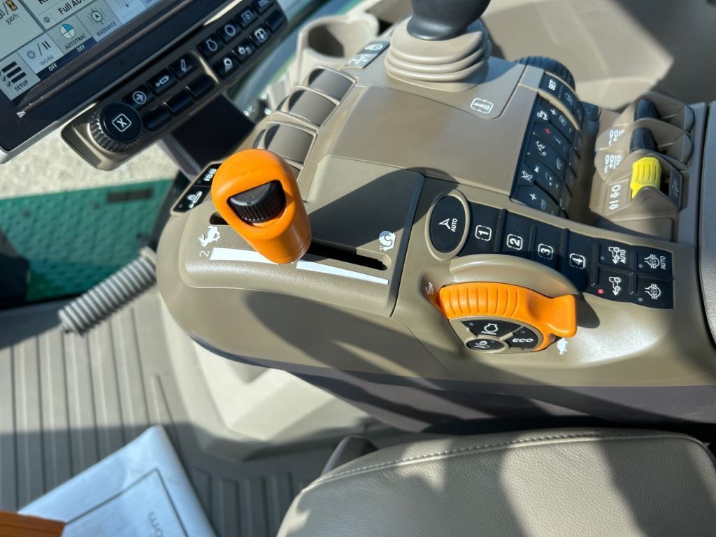 2023 John Deere 8R 410 Tractor