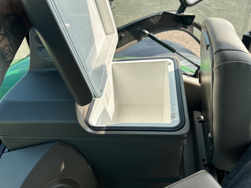 2023 John Deere 8R 410 Tractor