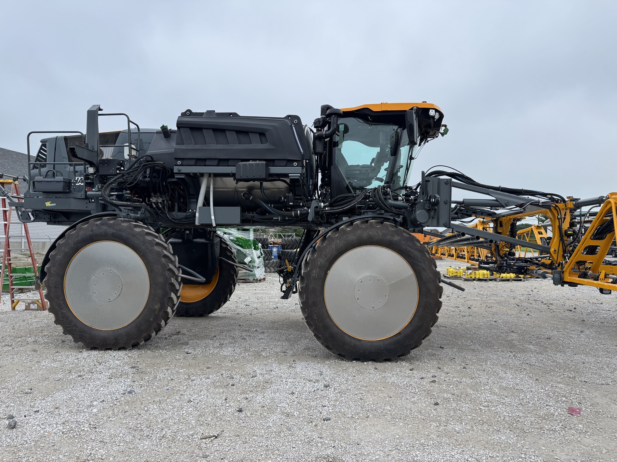 2024 Hagie STS12 Self-Propelled Sprayer