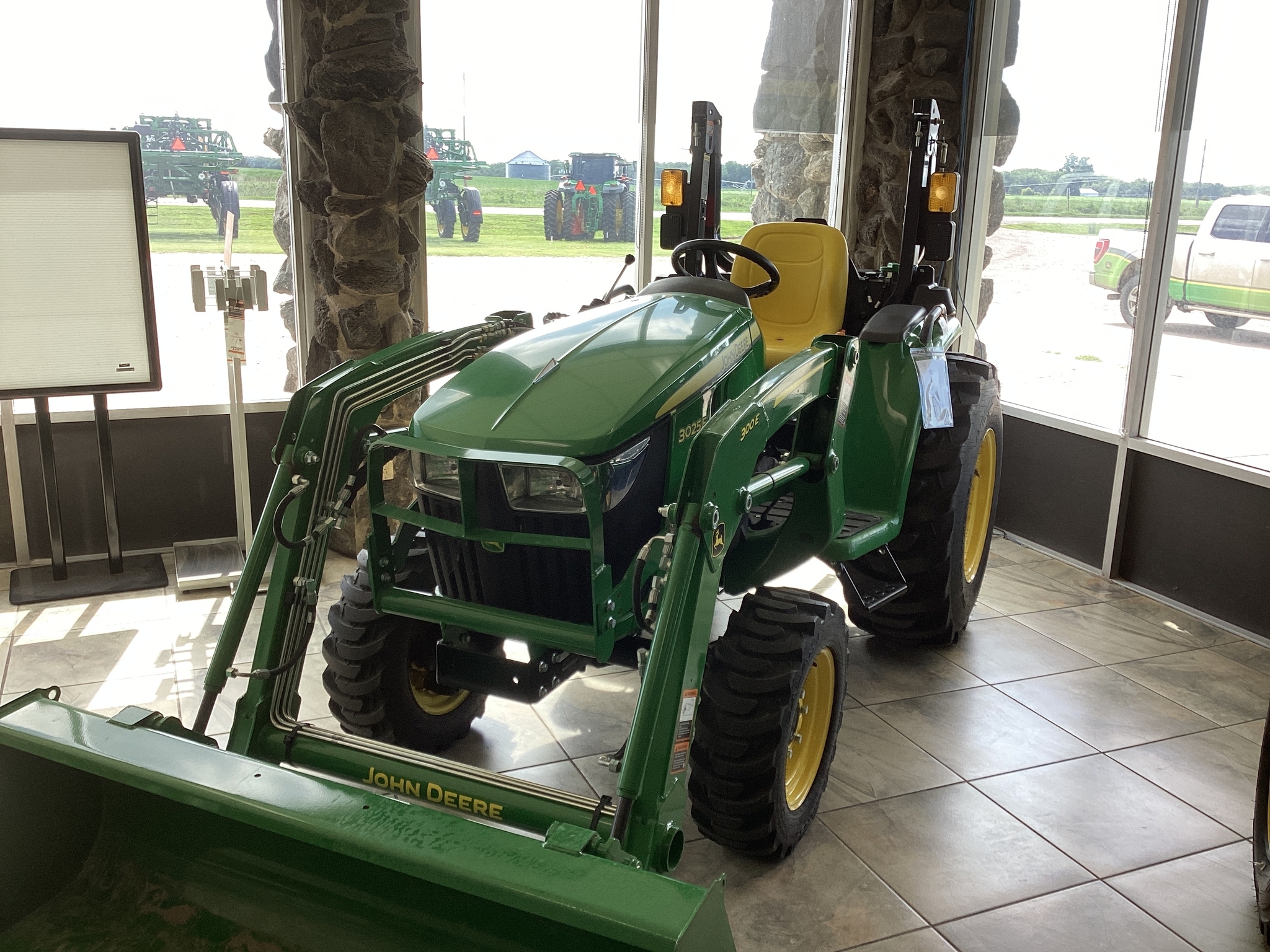 2023 John Deere 3025E Tractor