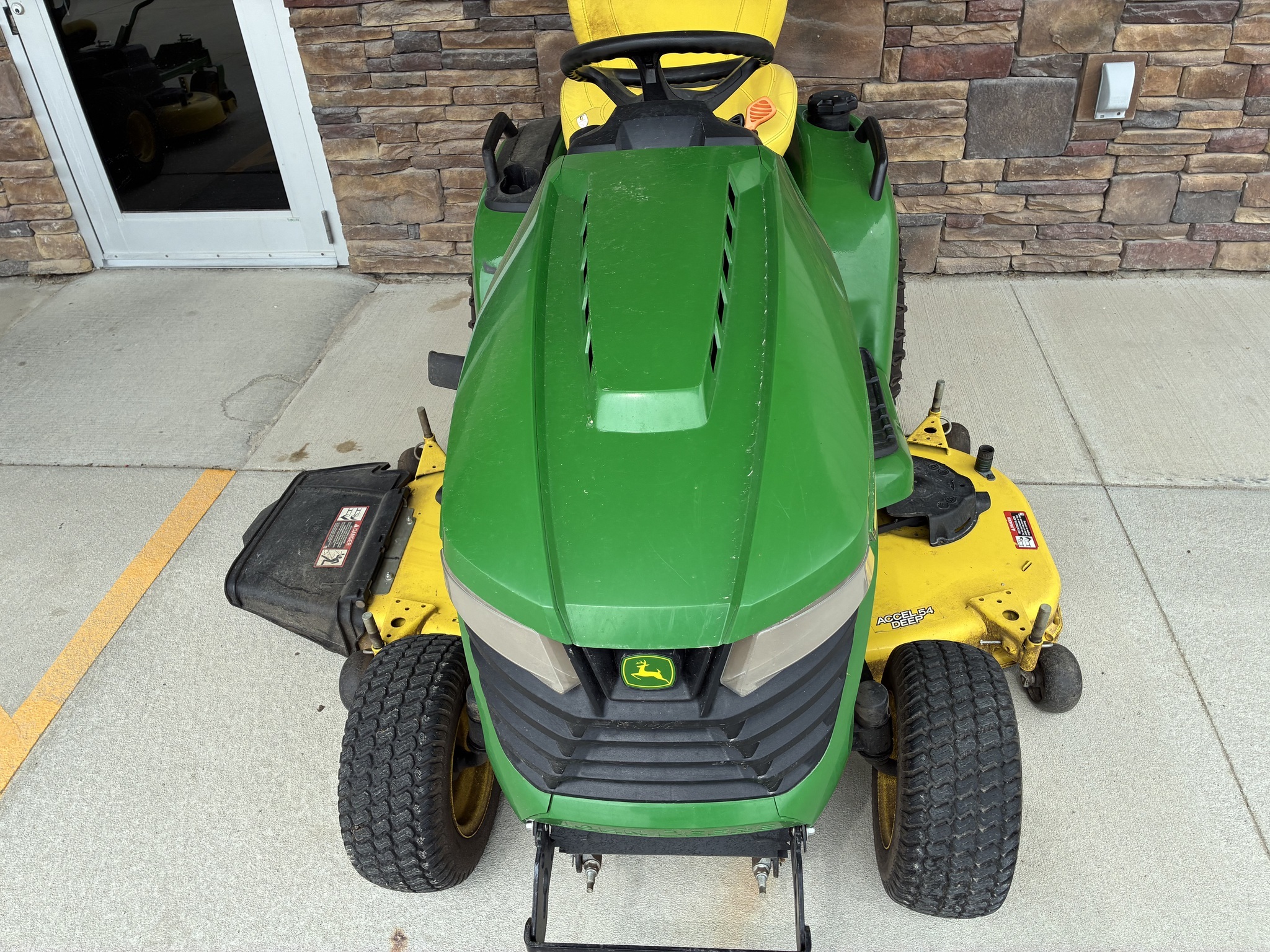 2021 John Deere X580 Lawn Mower