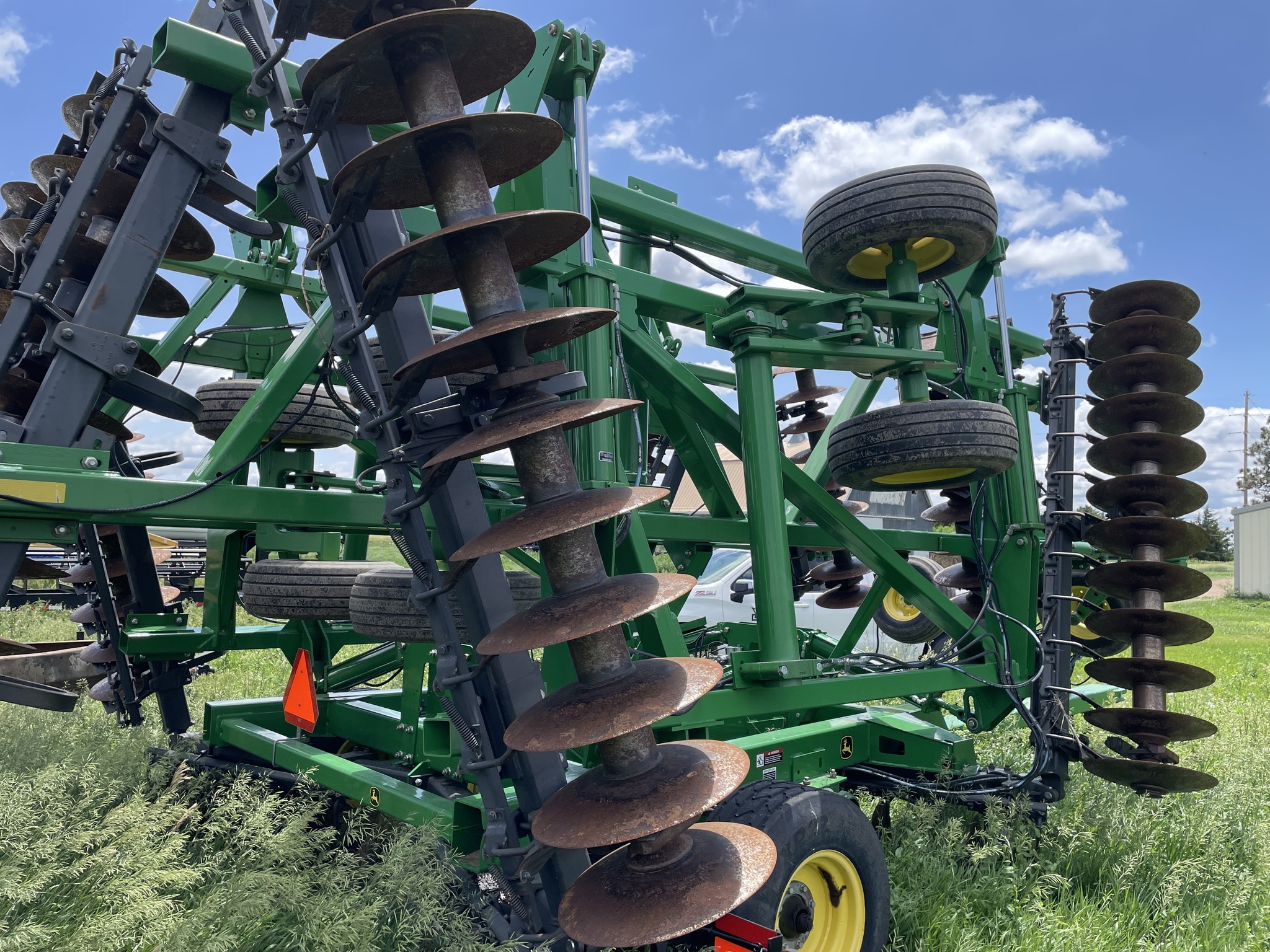 2011 John Deere 637 Disk