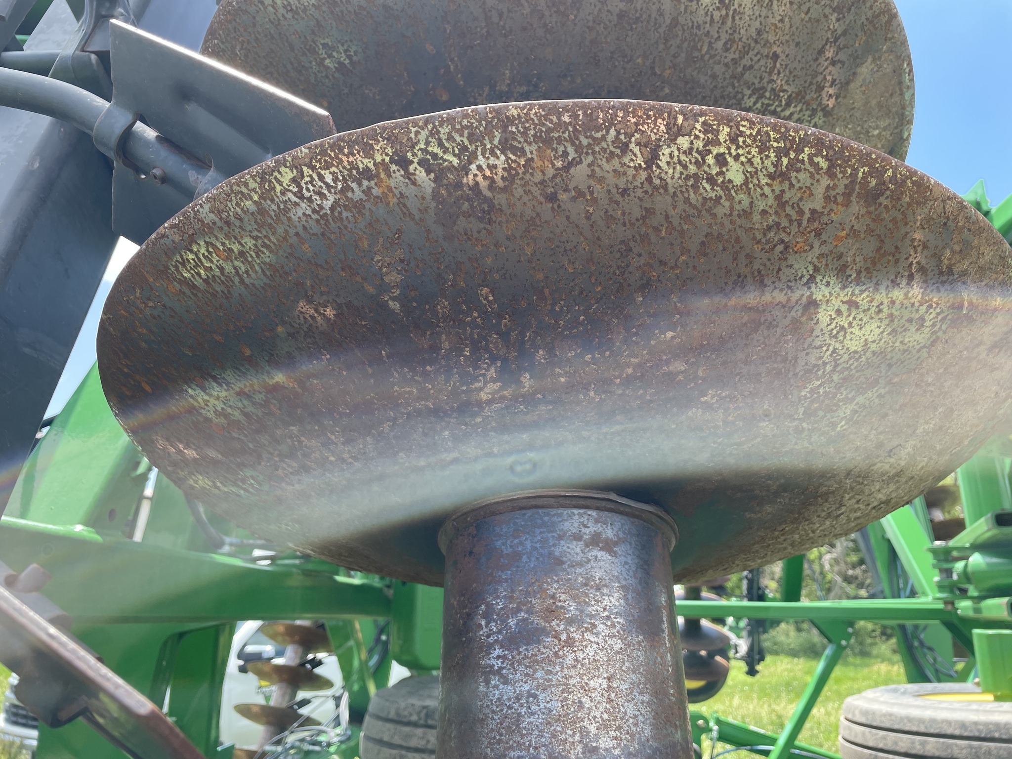 2011 John Deere 637 Disk