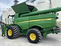 2013 John Deere S680 Combine