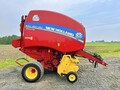 2015 New Holland Roll-Belt 450 Round Baler