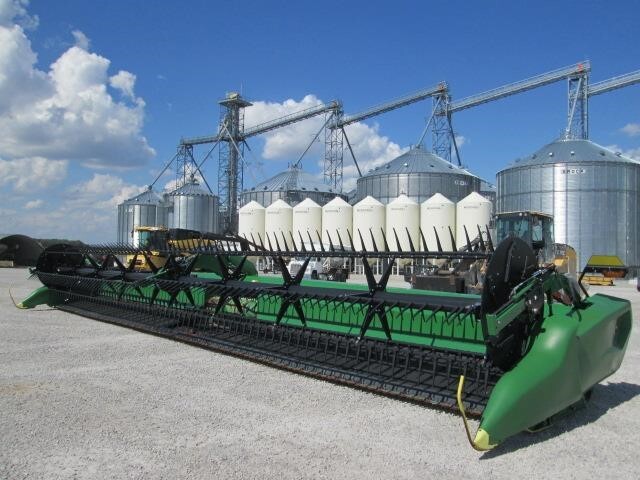 2022 John Deere RD40F Platform