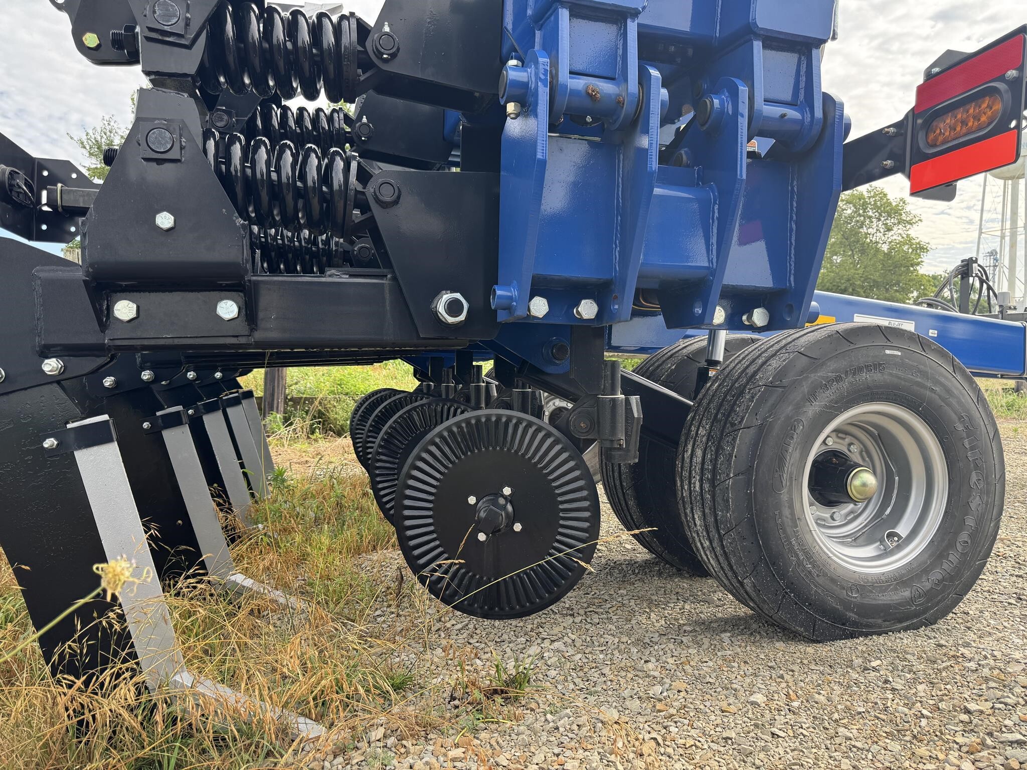  Blu-Jet Sub Tiller 4 In-Line Ripper