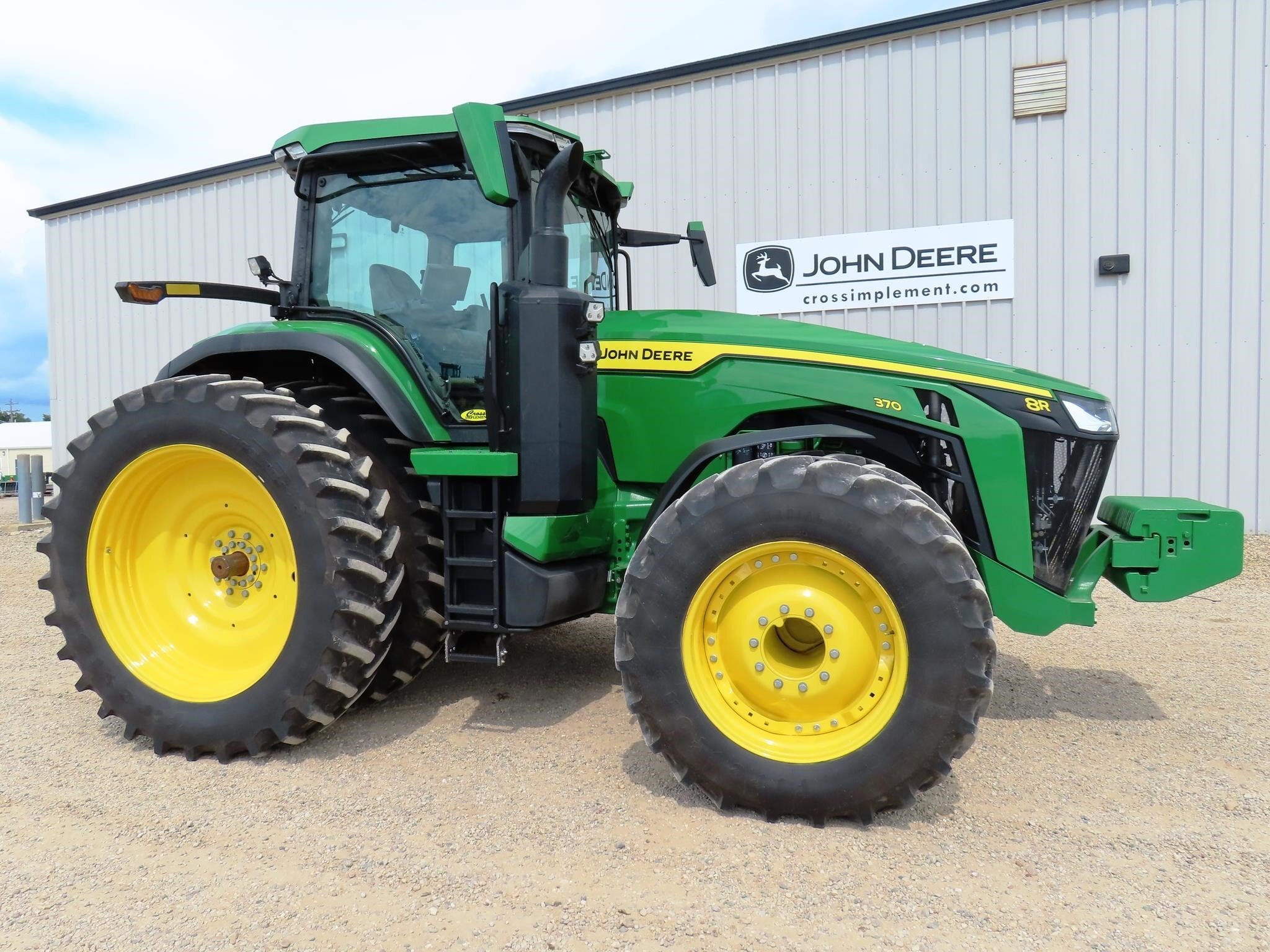 2023 John Deere 8R 370 Tractor