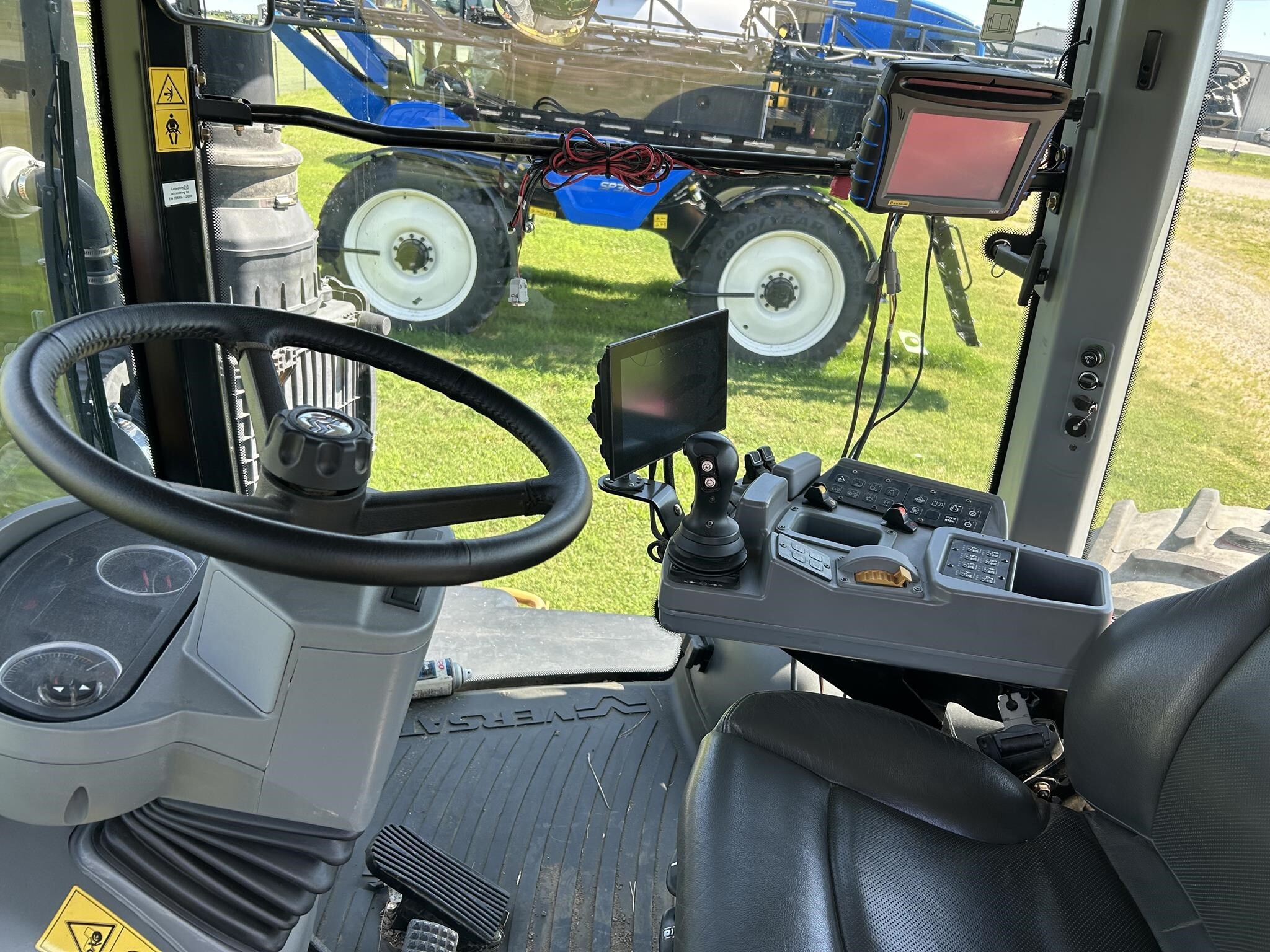 2019 Versatile 460 Tractor