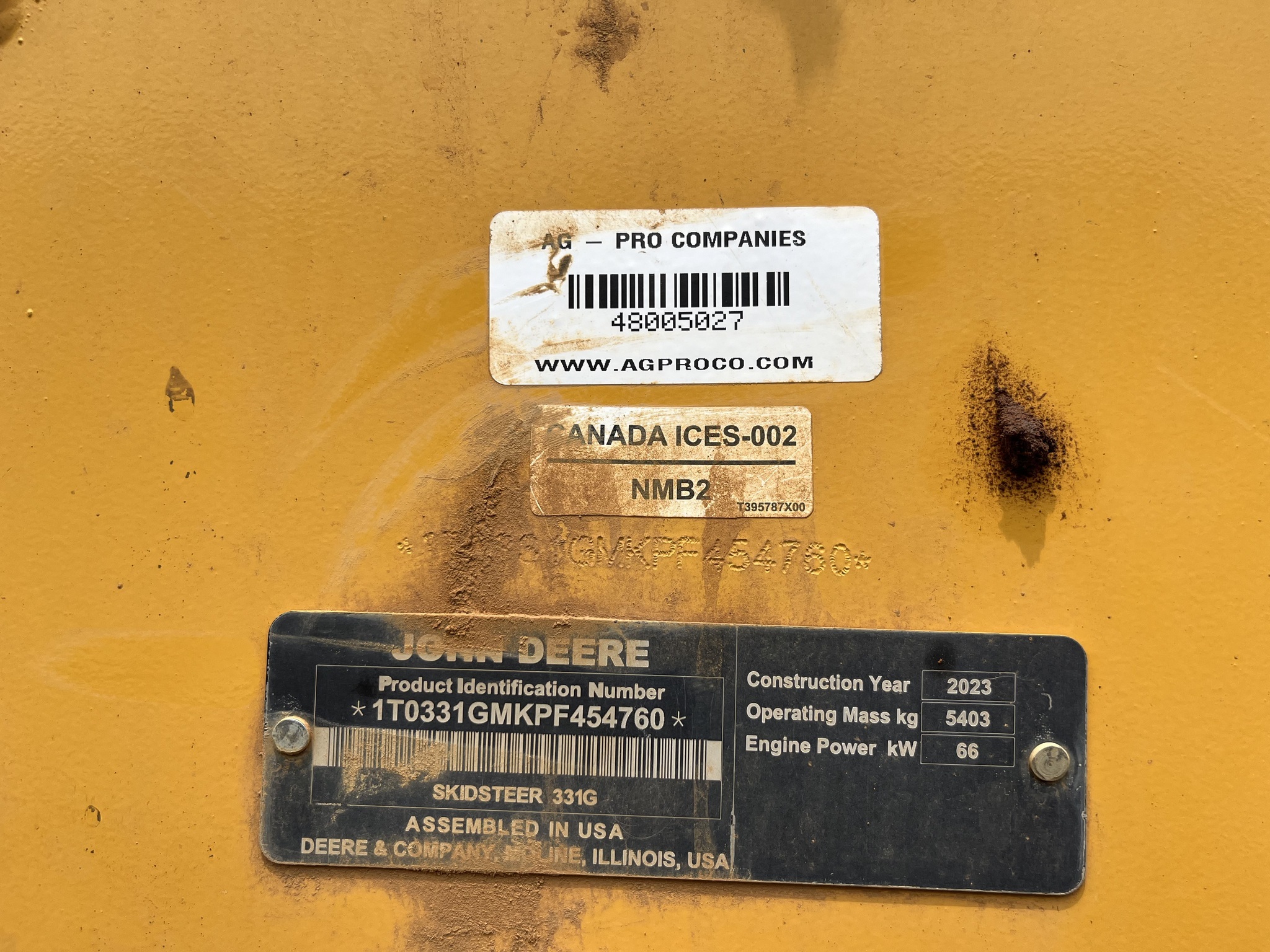 2023 Deere 331G Skid Steer