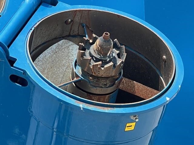 2014 Kinze 1100 Grain Cart