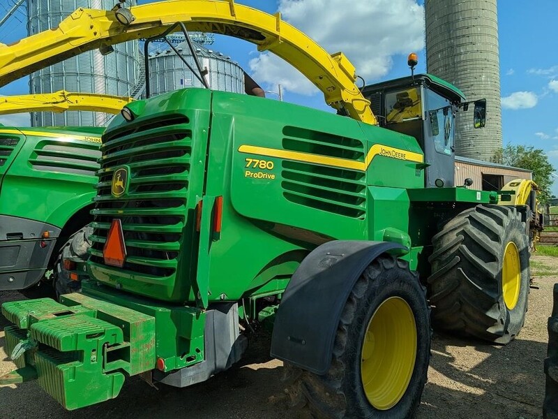 Ｈ 2013 John Deere 7780 | Self-Propelled Forage Harvesters