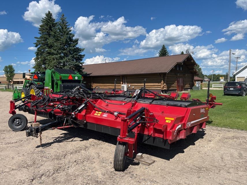 2022 Amity 3750 Beet Equipment