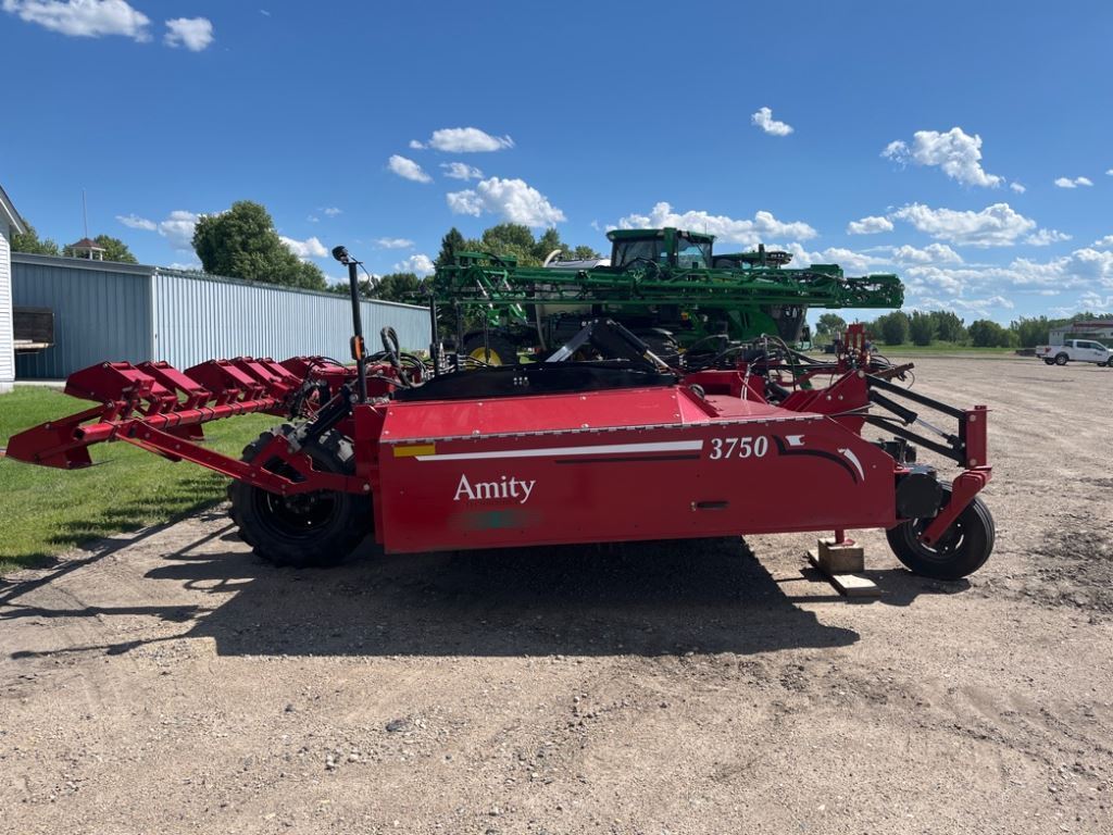2022 Amity 3750 Beet Equipment