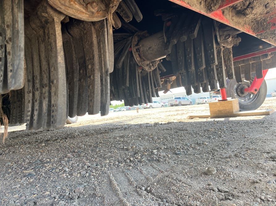 2022 Amity 3750 Beet Equipment