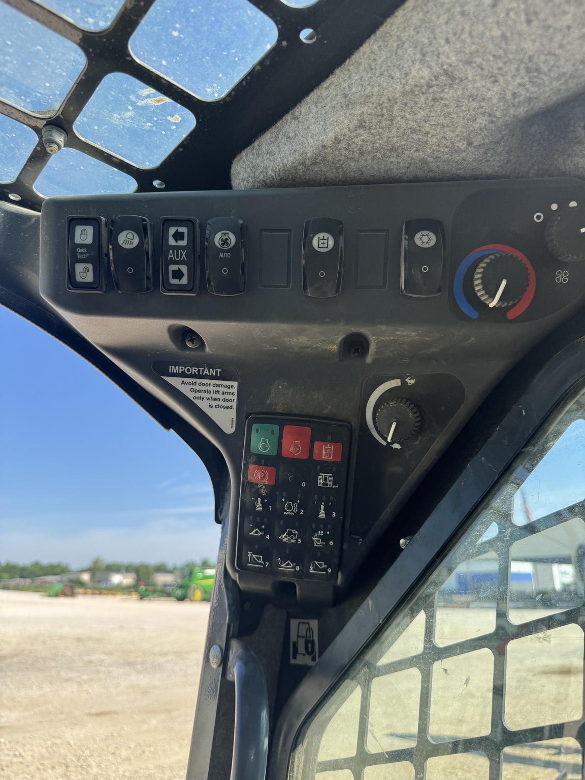 2022 Deere 333G Skid Steer