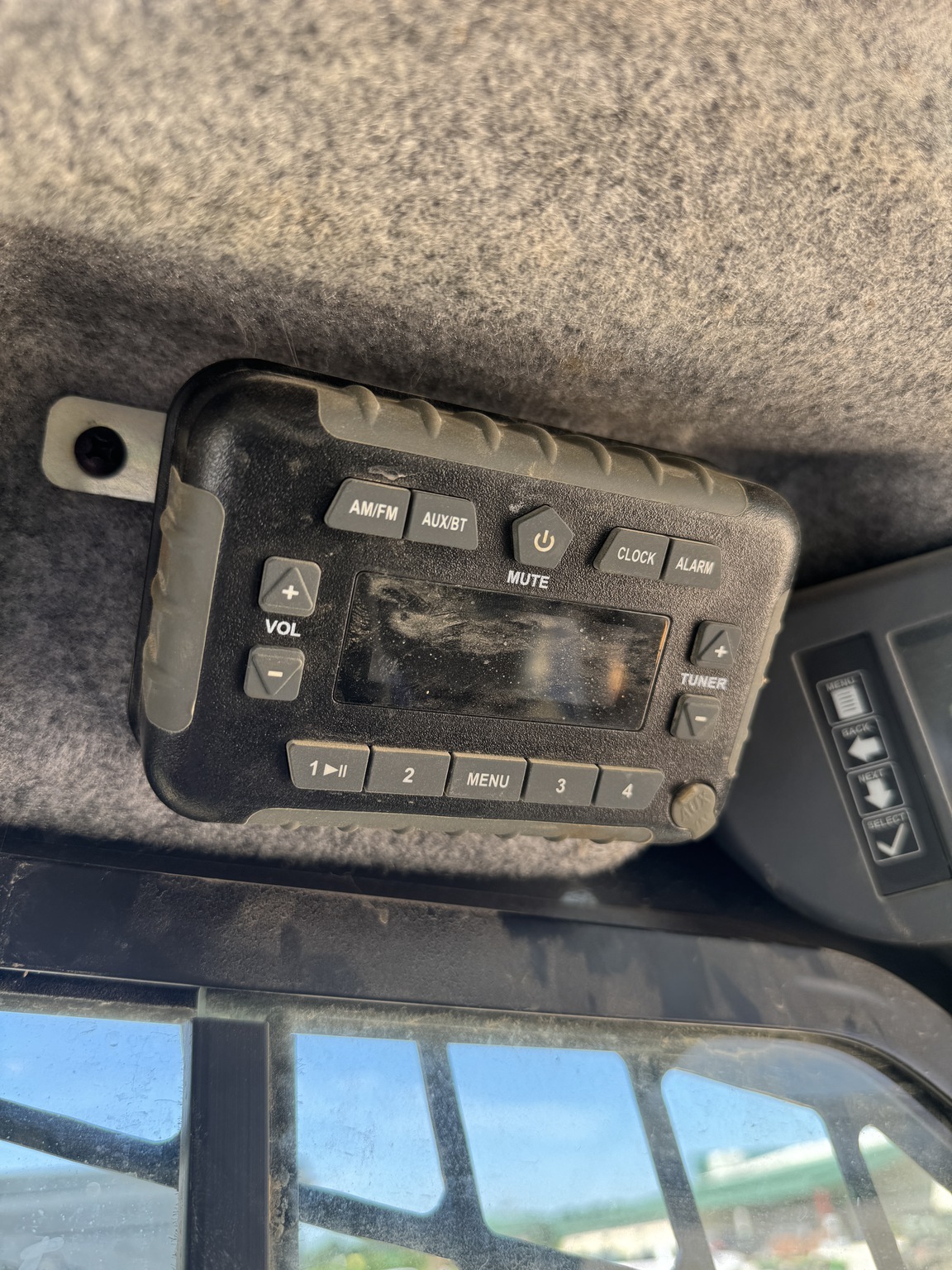 2022 Deere 333G Skid Steer