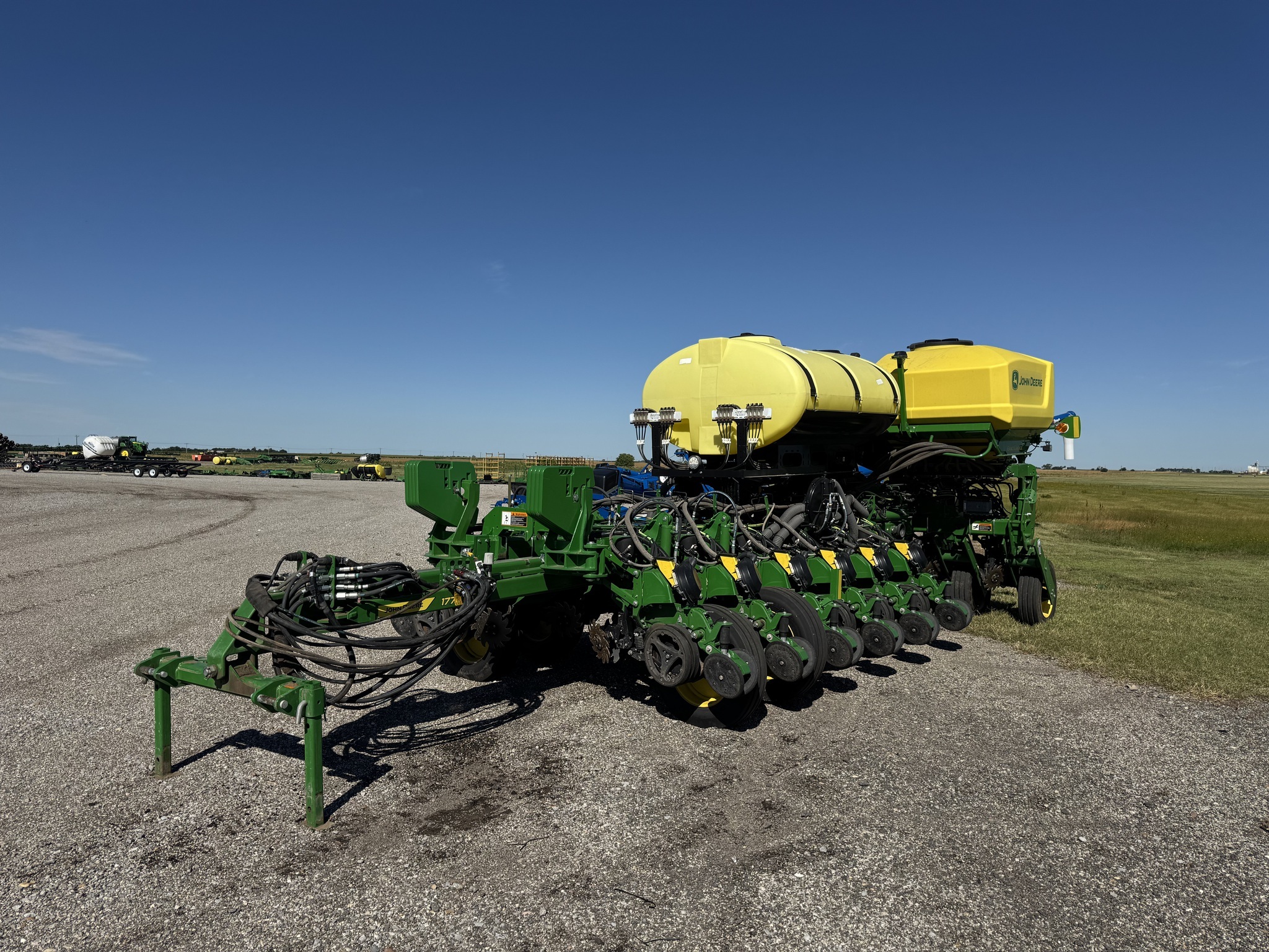 2022 John Deere 1775NT Planter