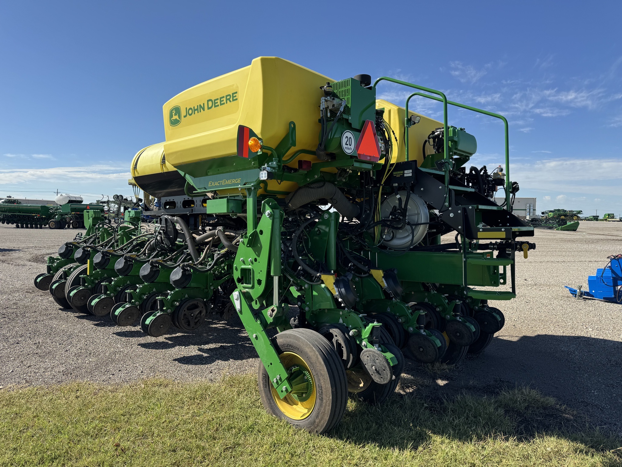 2022 John Deere 1775NT Planter