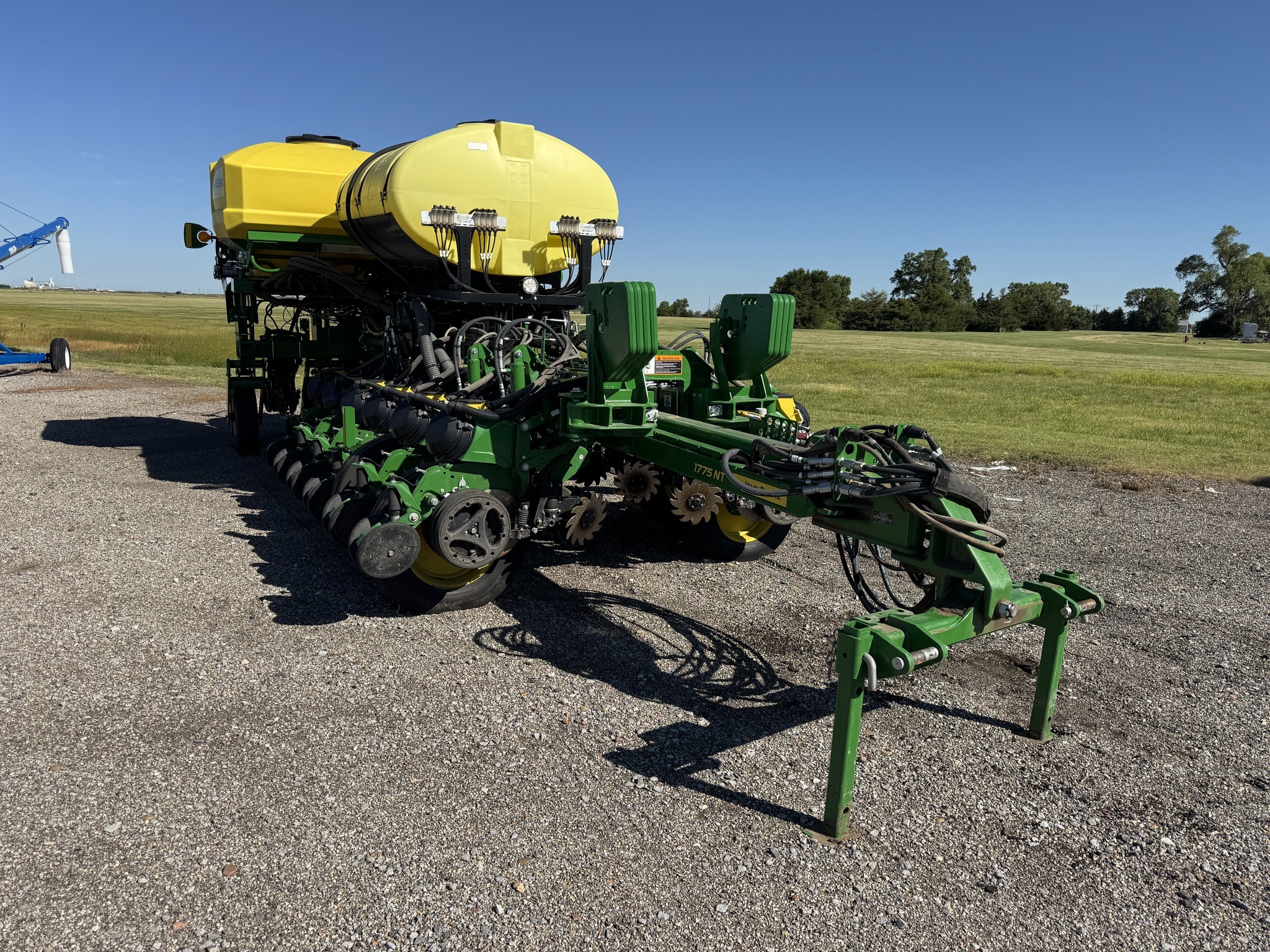 2022 John Deere 1775NT Planter