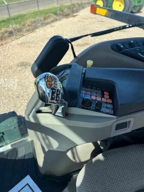 2012 Case IH Magnum 290 Tractor