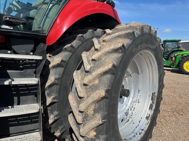 2012 Case IH Magnum 290 Tractor