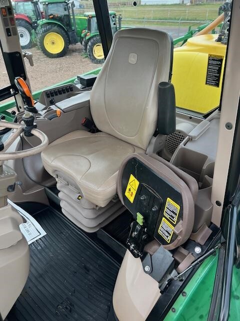 2017 John Deere R4023 Self-Propelled Sprayer