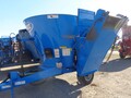  Patz 800 SERIES 350 Feed Wagon
