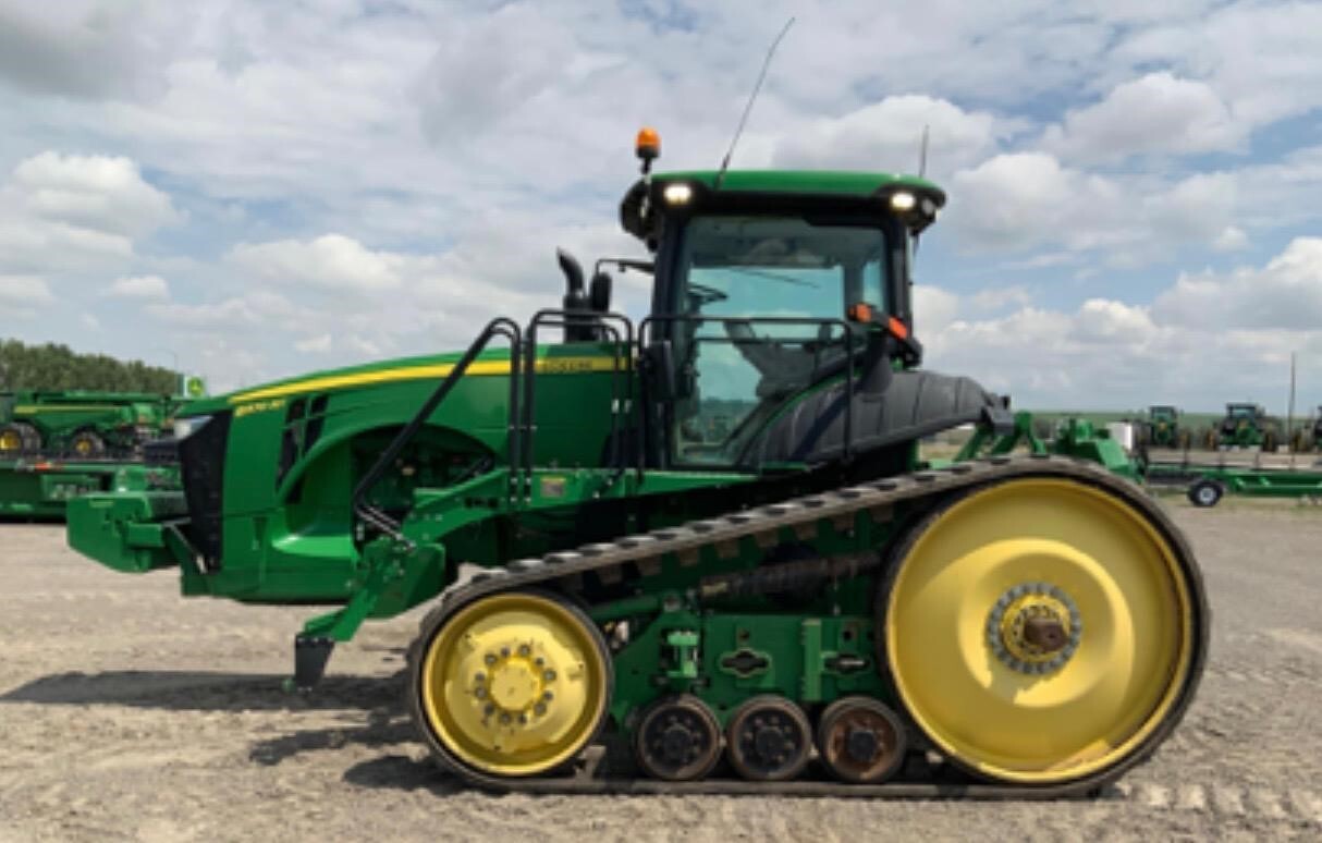 2016 John Deere 8370RT Tractor
