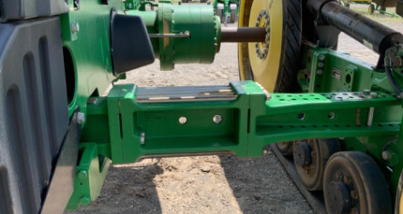 2016 John Deere 8370RT Tractor