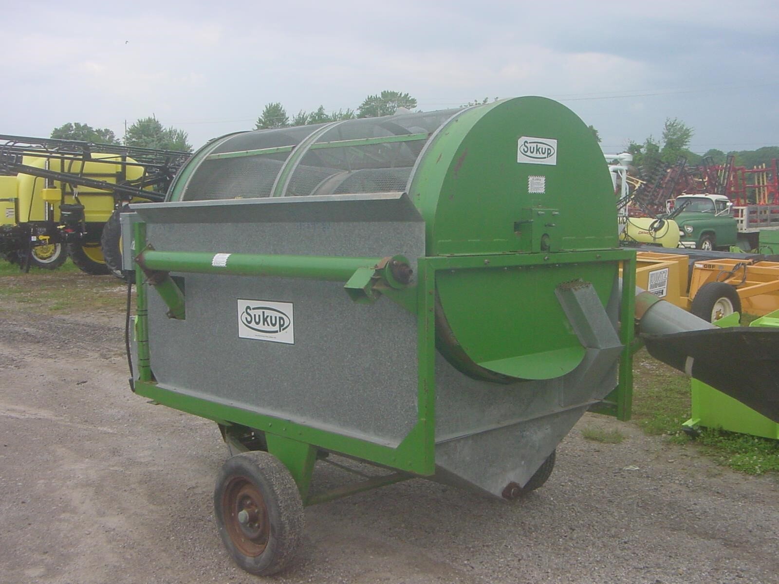  Sukup 48 Grain Cleaner