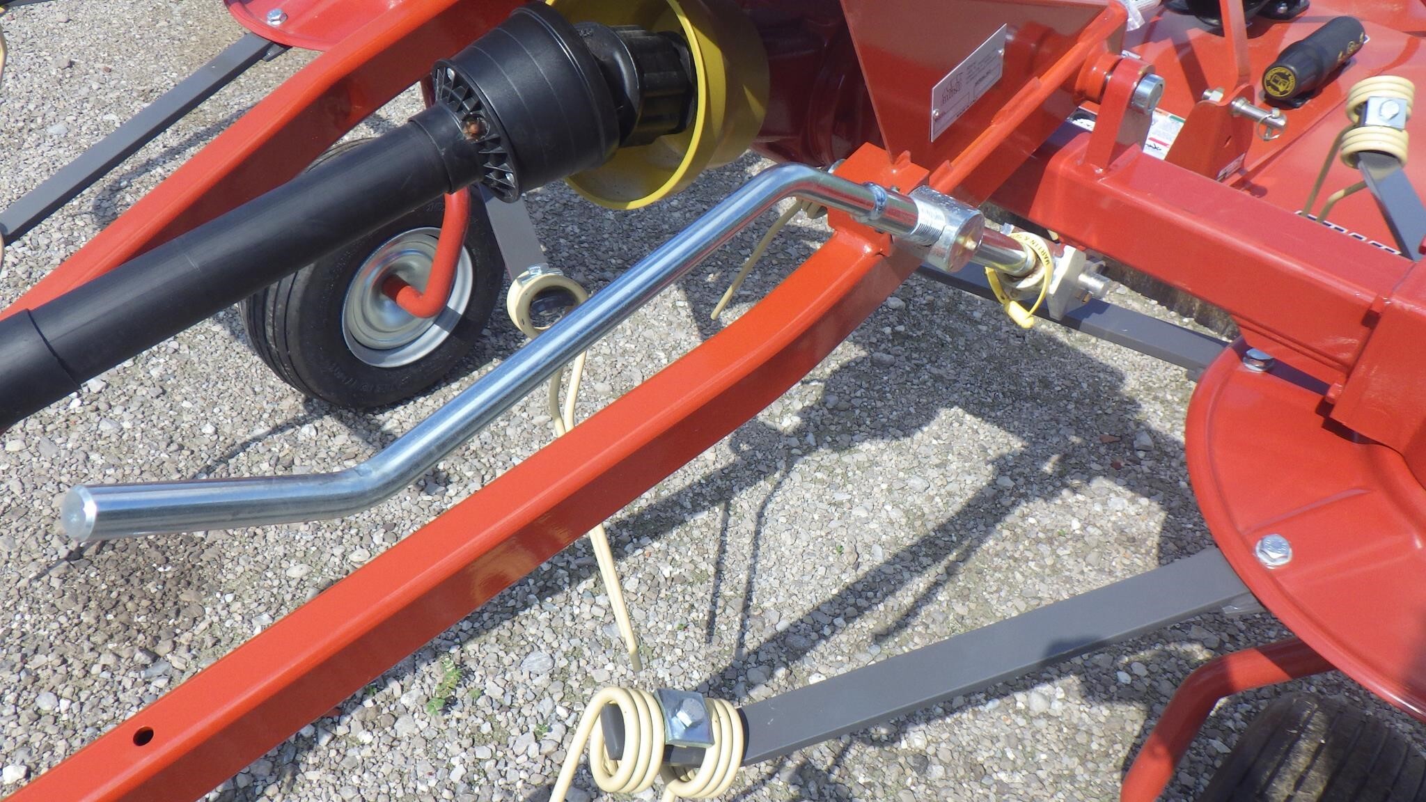 2025 Rhino PT207 Tedder