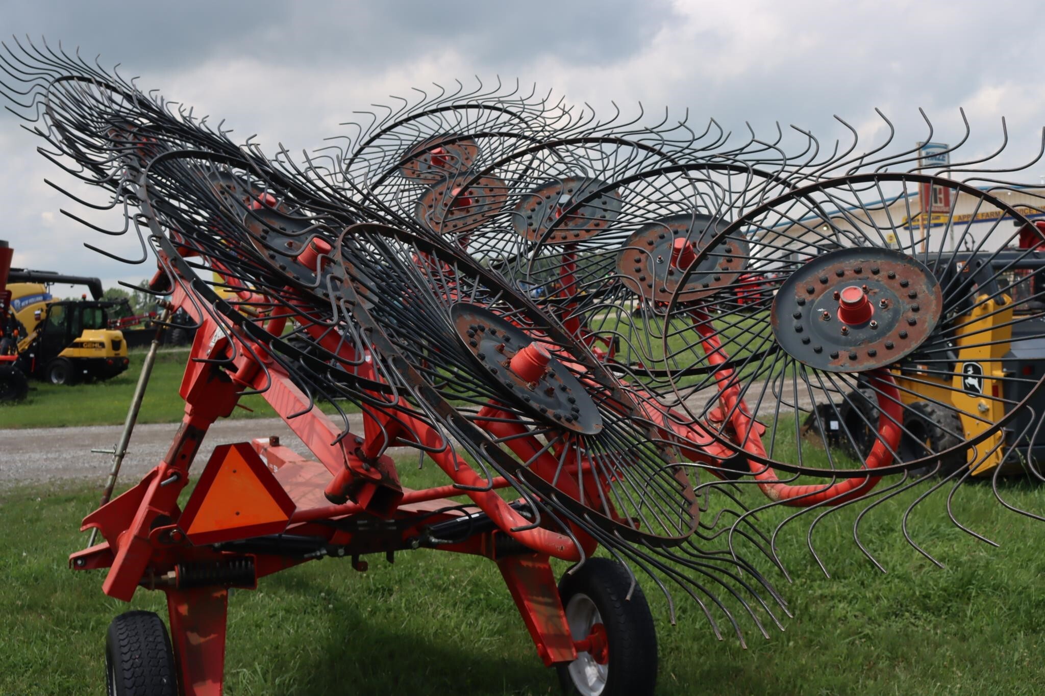  Kuhn SR110 Rake