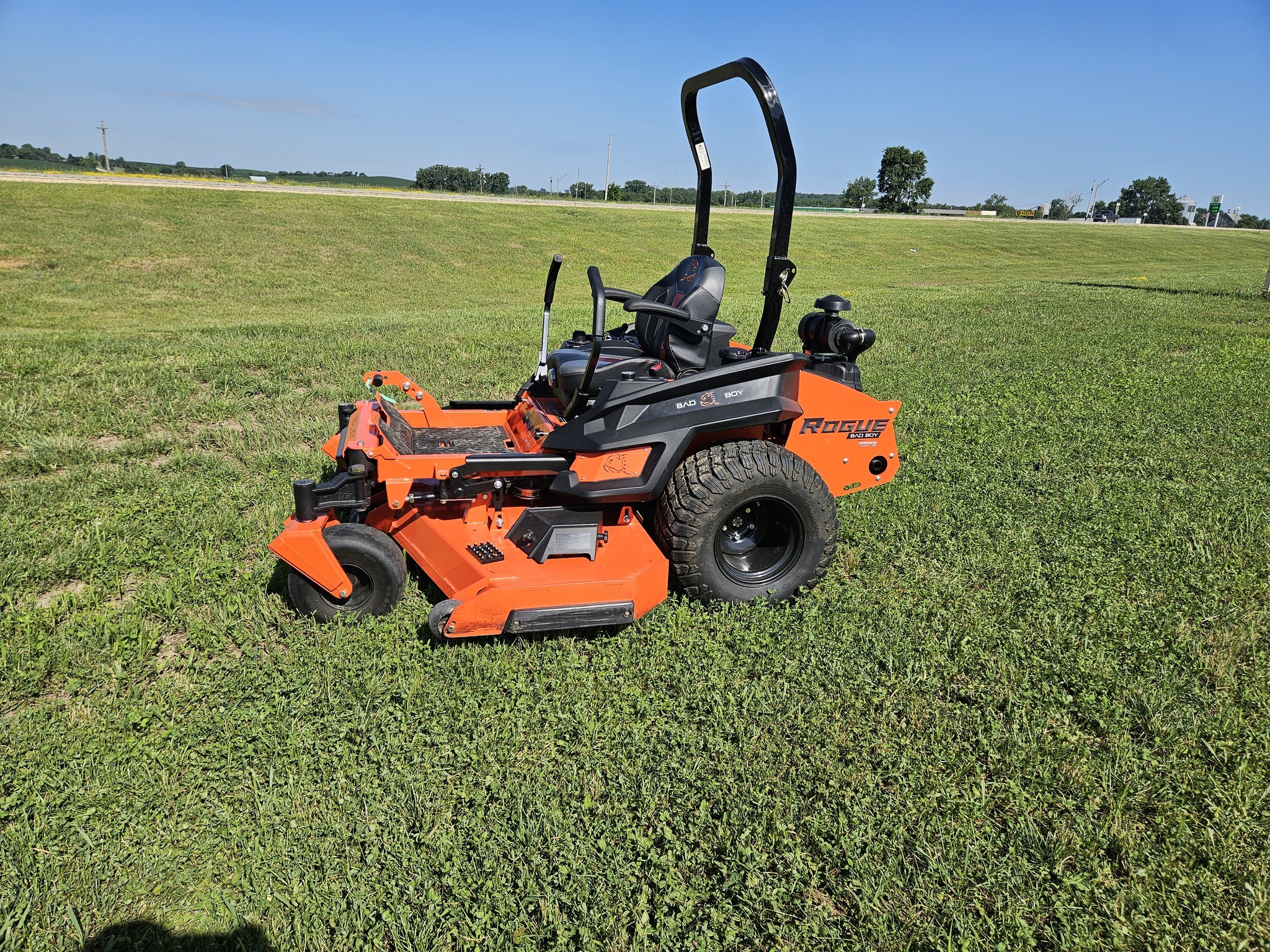 2024 Bad Boy ROGUE Lawn Mower