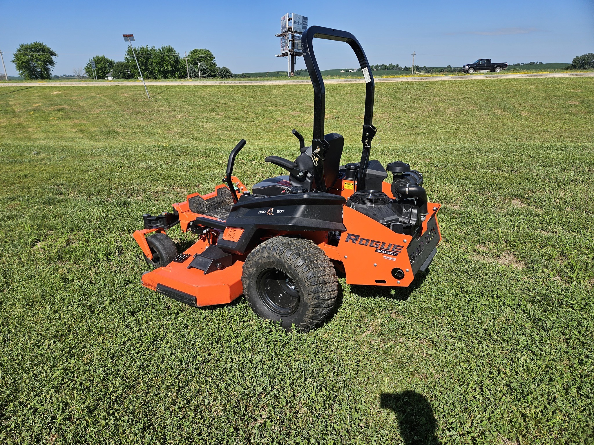 2024 Bad Boy ROGUE Lawn Mower