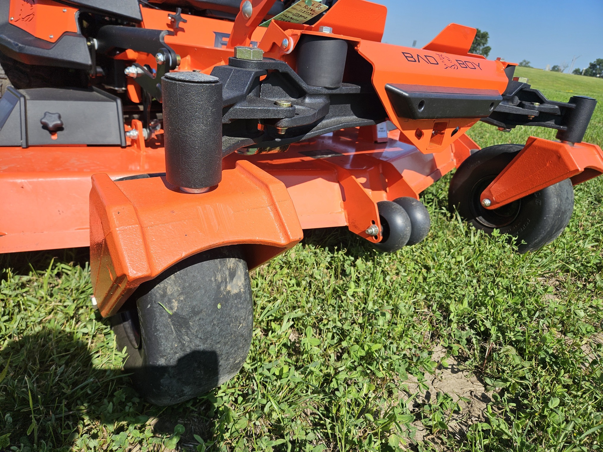 2024 Bad Boy ROGUE Lawn Mower